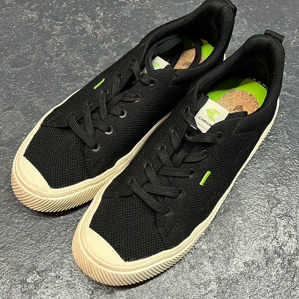 Cariuma black sneakers - 9